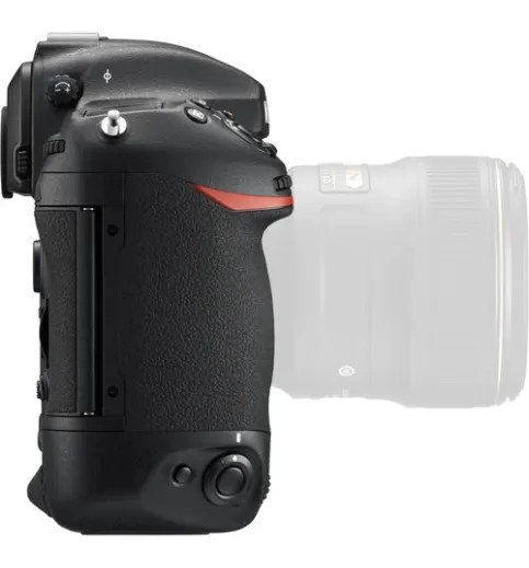 Nikon D5 DSLR Camera (Body Only, Dual Xqd Slots, Refurbished)