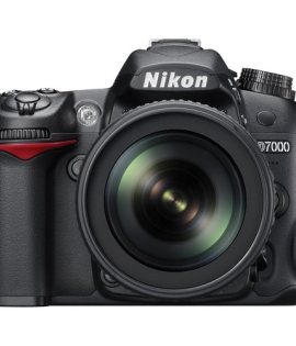 Nikon D7000 DSLR Camera Kit With Nikon 18-105mm F/3.5-5.6g Ed Vr Lens