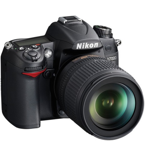 Nikon D7000 DSLR Camera Kit With Nikon 18-105mm F/3.5-5.6g Ed Vr Lens Nikon D7000 DSLR Camera Kit With Nikon 18-105mm F/3.5-5.6g Ed Vr Lens