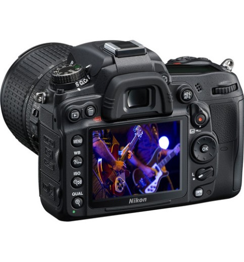 Nikon D7000 DSLR Camera Kit With Nikon 18-105mm F/3.5-5.6g Ed Vr Lens Nikon D7000 DSLR Camera Kit With Nikon 18-105mm F/3.5-5.6g Ed Vr Lens