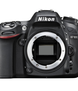 Nikon D7100 DSLR Camera