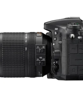 Nikon D7200 DSLR Camera with 18-140mm Lens