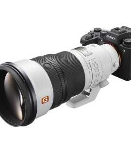 Sony FE 300mm f/2.8 GM OSS Lens (Sony E)