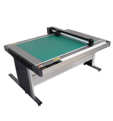 Graphtec FCX2000-120VC Flatbed Cutting Plotter