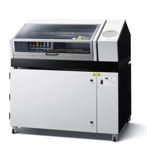 Roland VersaUV LEF2-200 Benchtop UV Flatbed Printer